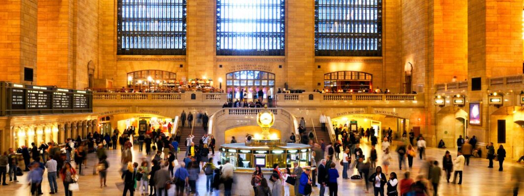 Crowded Grand Central Terminal interior.